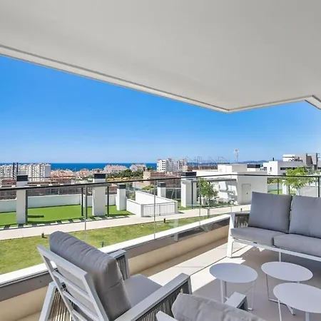 With Sea View And Gym Apartment Estepona