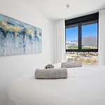 Daire With Sea View And Gym Estepona